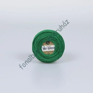    Madame Tricote perlé 8 gyöngyhímző fonal - fenyőzöld # MTP-4017